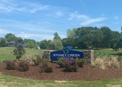 Stoney Creek - Entrance 02